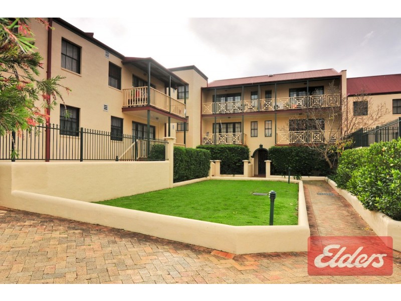 13/38 Cooyong Crescent, Toongabbie NSW 2146