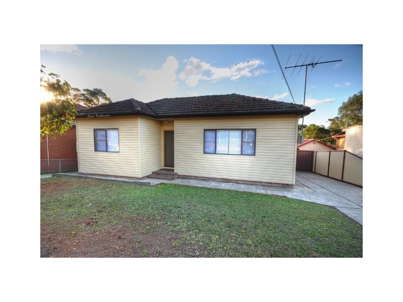 11 Bedford Road, Blacktown NSW 2148