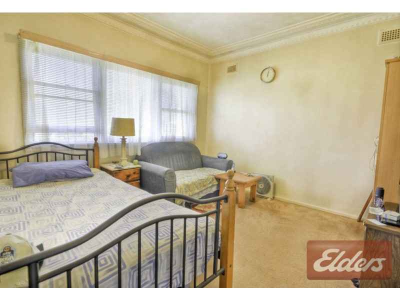 6 Lamonerie Street, Toongabbie NSW 2146