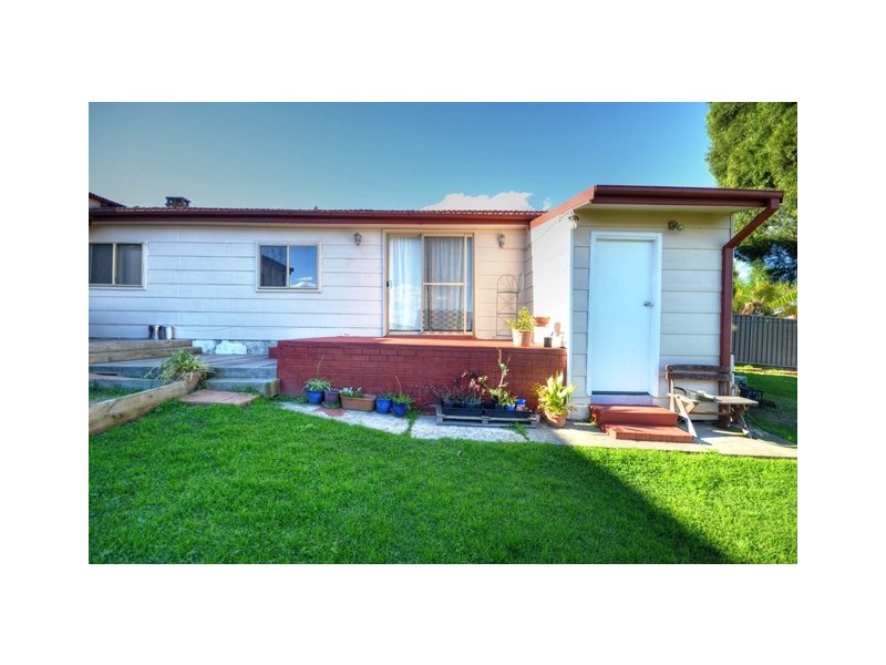 62 Cornelia Road, Toongabbie NSW 2146