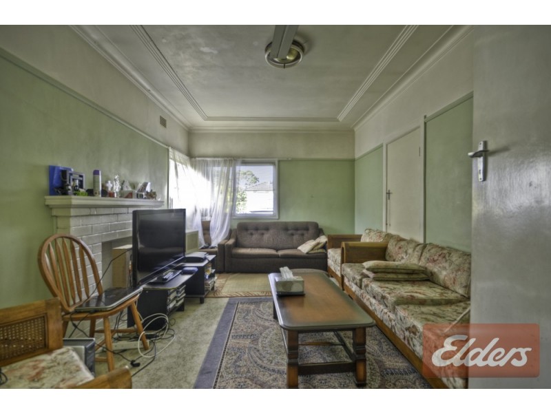 5 Oval Street, Old Toongabbie NSW 2146