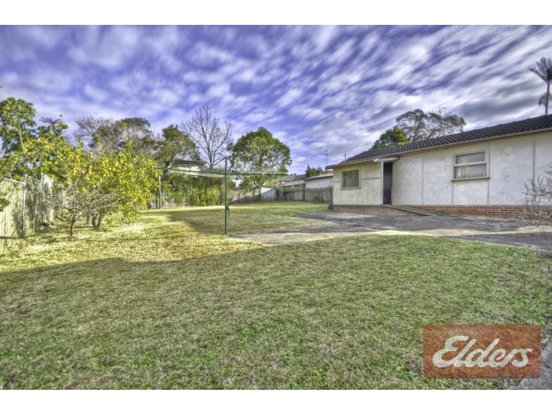 5 Oval Street, Old Toongabbie NSW 2146