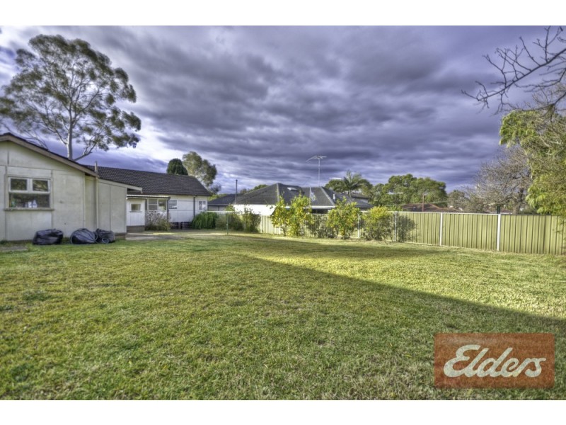 5 Oval Street, Old Toongabbie NSW 2146