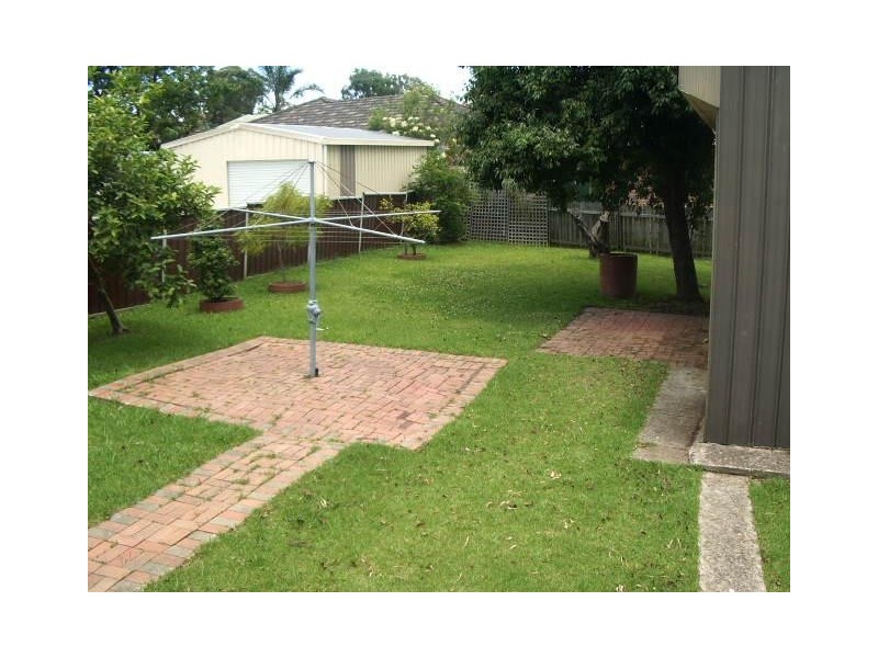 6 Boston Place, Toongabbie NSW 2146