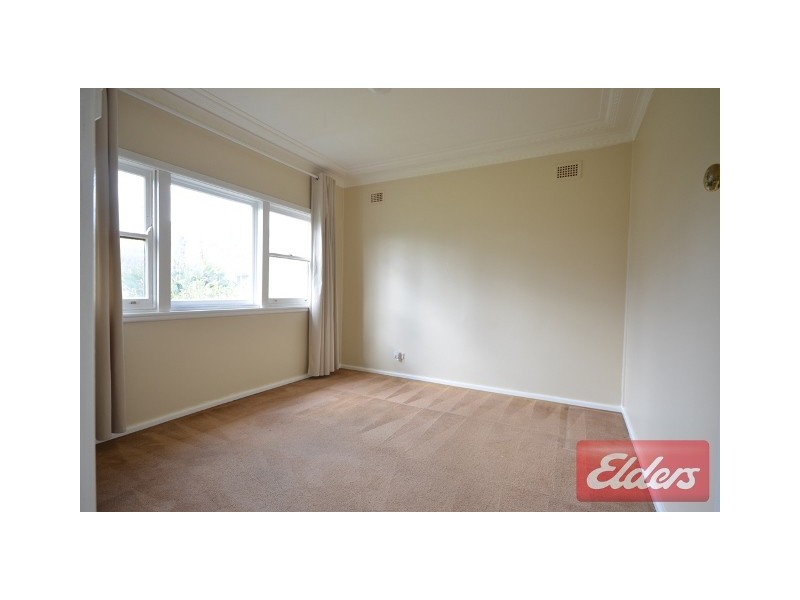 6 Lamonerie Street, Toongabbie NSW 2146