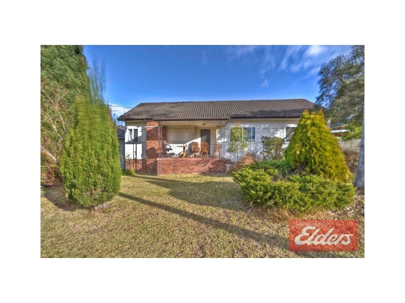 5 Oval Street, Old Toongabbie NSW 2146