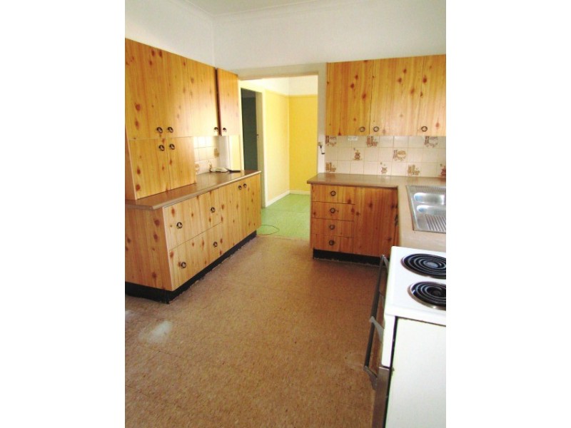 5 Oval Street, Old Toongabbie NSW 2146