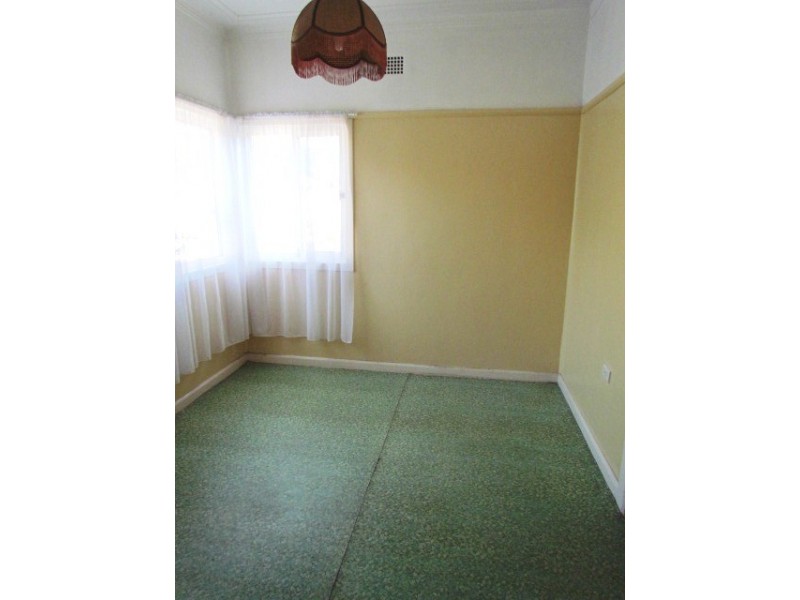 5 Oval Street, Old Toongabbie NSW 2146