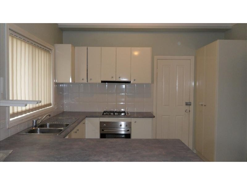 4/4 Kenneth Avenue, Baulkham Hills NSW 2153