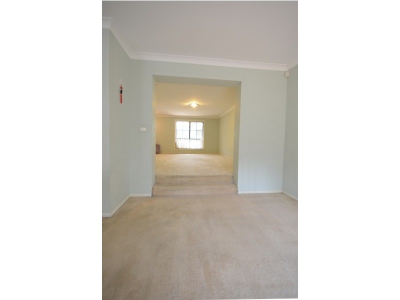 4/4 Kenneth Avenue, Baulkham Hills NSW 2153