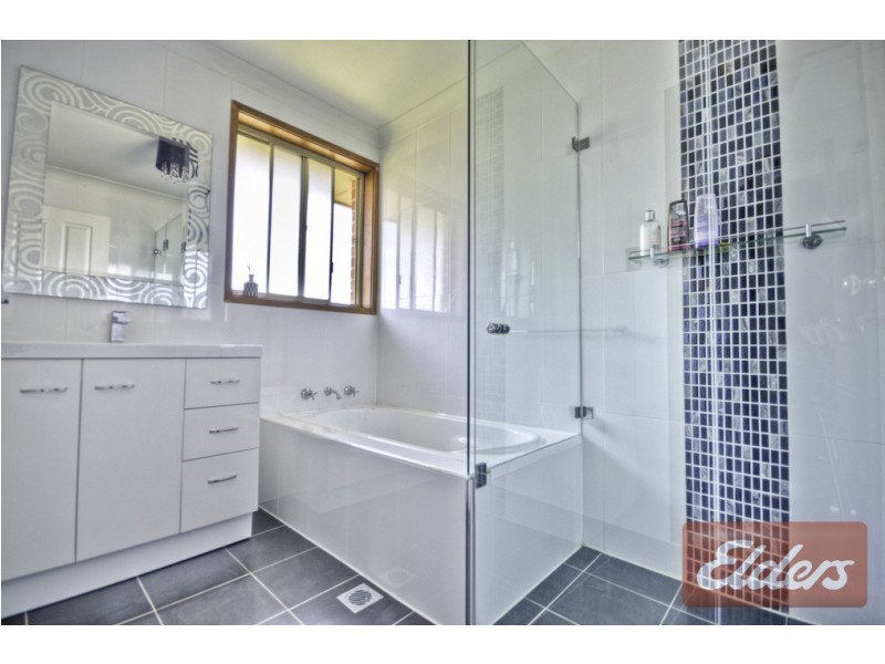 27A Valparaiso Avenue, Toongabbie NSW 2146