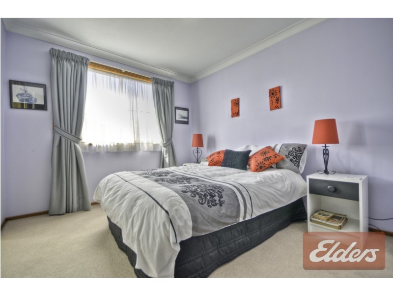 27A Valparaiso Avenue, Toongabbie NSW 2146