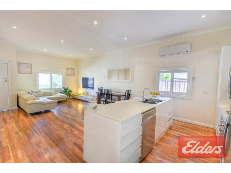 15 Valeria Street, Toongabbie NSW 2146