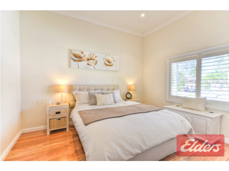 15 Valeria Street, Toongabbie NSW 2146