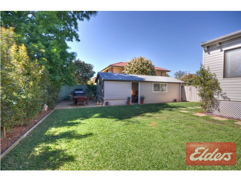 15 Valeria Street, Toongabbie NSW 2146