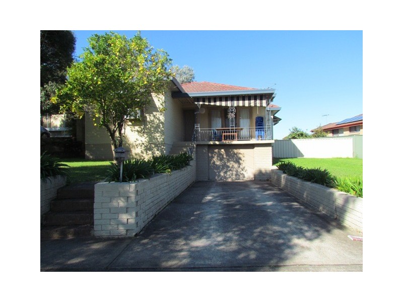 46 The Crescent, Toongabbie NSW 2146