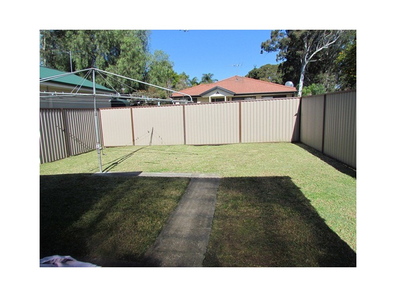 13 Barangaroo Road, Toongabbie NSW 2146