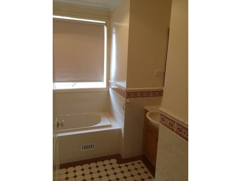 4/31 Girraween Road, Girraween NSW 2145