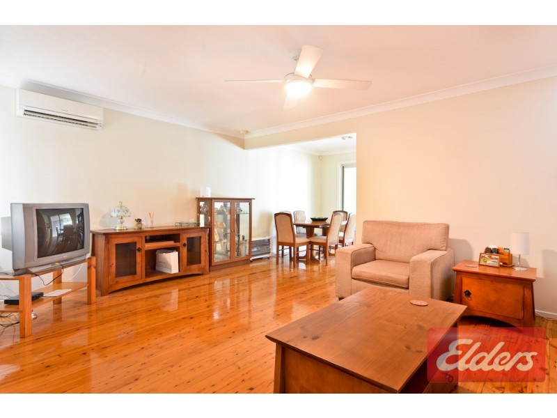 27 Vianney Crescent, Toongabbie NSW 2146