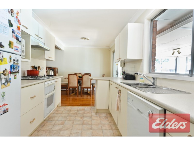 27 Vianney Crescent, Toongabbie NSW 2146