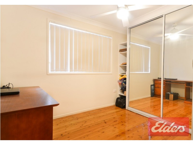 27 Vianney Crescent, Toongabbie NSW 2146