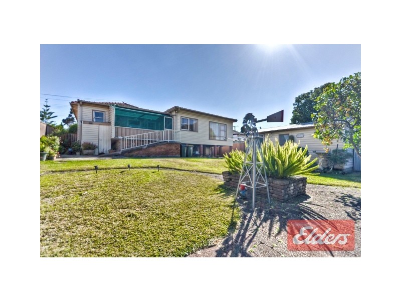 6 Mansfield Street, Girraween NSW 2145