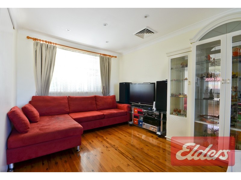 15 Ancona Avenue, Toongabbie NSW 2146