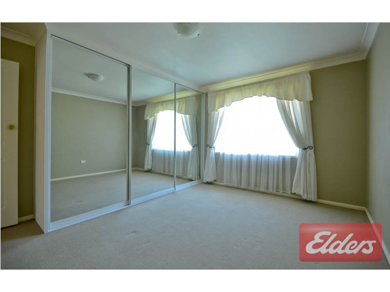 18 Piquet Place, Toongabbie NSW 2146
