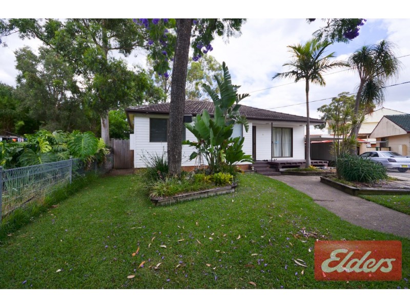8 Cosimo Street, Toongabbie NSW 2146