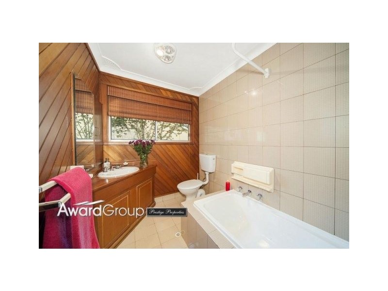 40 Lucretia Road, Seven Hills NSW 2147