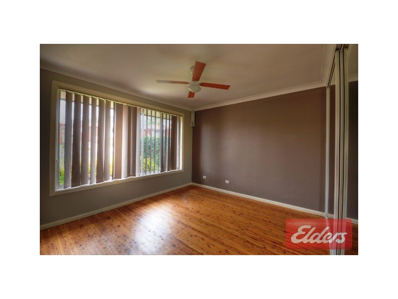 7 Heather Street, Girraween NSW 2145