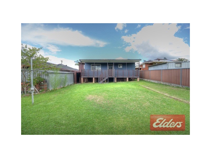 7 Heather Street, Girraween NSW 2145