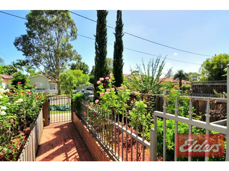 2/14 Valeria Street, Toongabbie NSW 2146