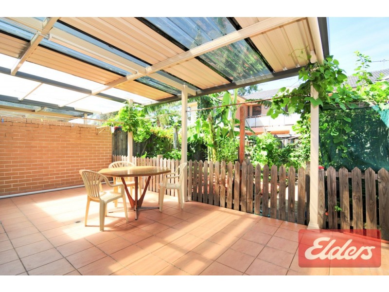 2/14 Valeria Street, Toongabbie NSW 2146