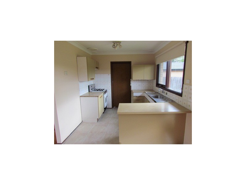 37 Woodlawn Drive, Toongabbie NSW 2146