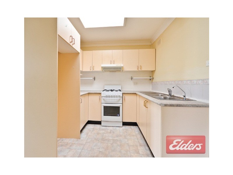 8 Cosimo Street, Toongabbie NSW 2146