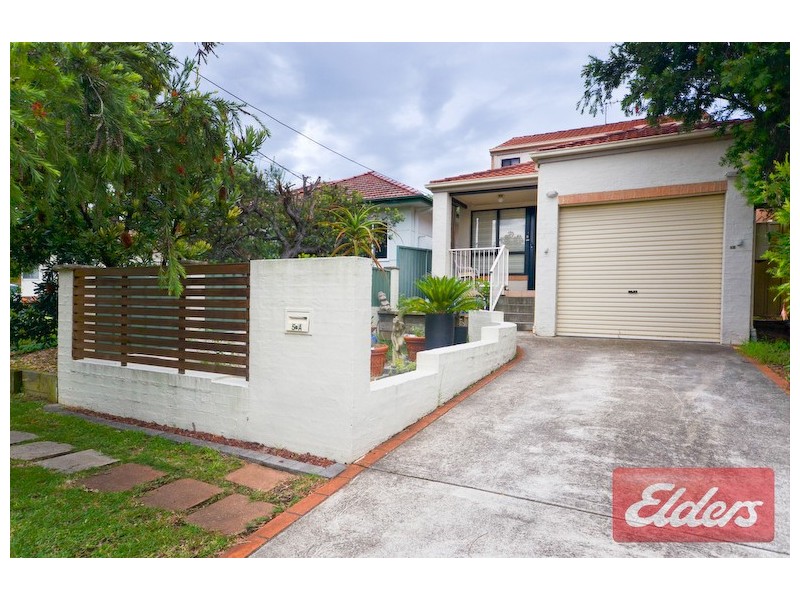 5A Bromfield Avenue, Toongabbie NSW 2146