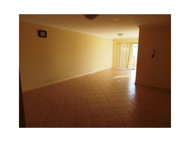 10/2-4 Mia Mia Street, Girraween NSW 2145