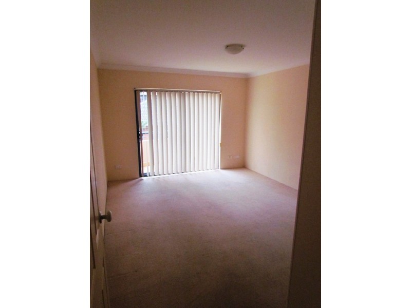 10/2-4 Mia Mia Street, Girraween NSW 2145