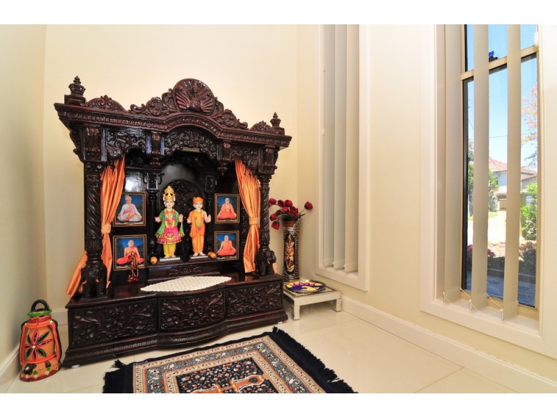 17 Second Avenue, Toongabbie NSW 2146