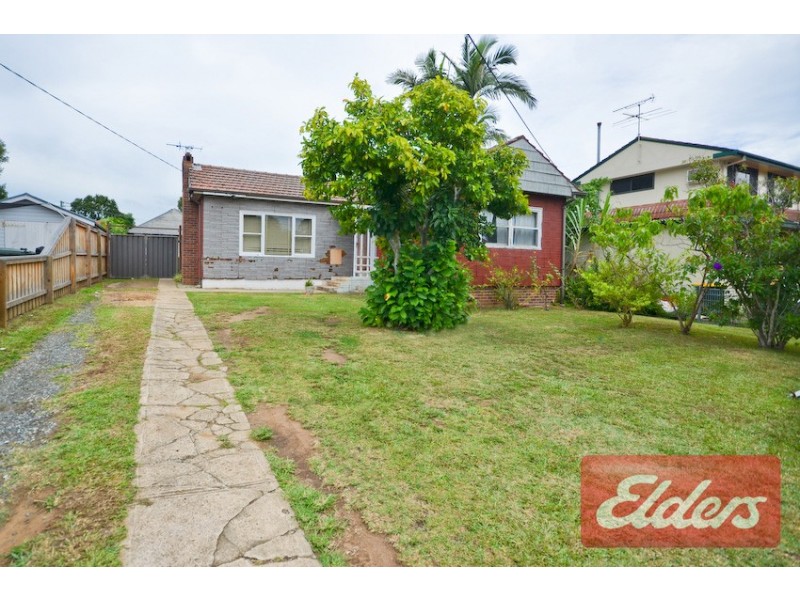 24 Bulli Road, Toongabbie NSW 2146