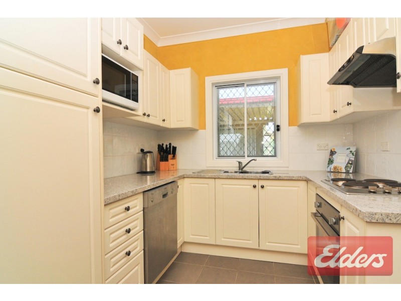 18 Scott Street, Toongabbie NSW 2146