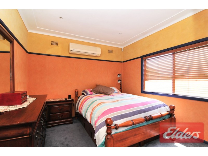 18 Scott Street, Toongabbie NSW 2146