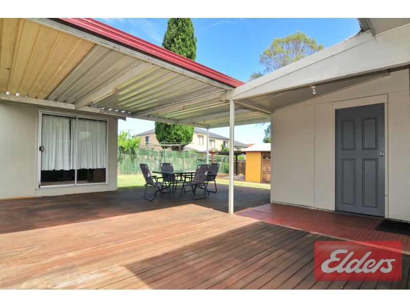 18 Scott Street, Toongabbie NSW 2146