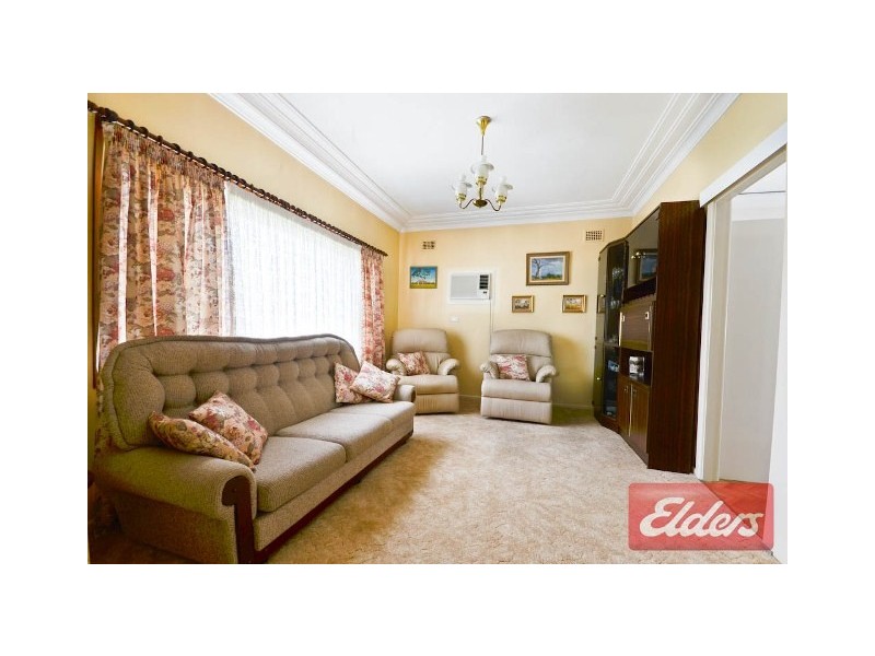 13 Scott Street, Toongabbie NSW 2146