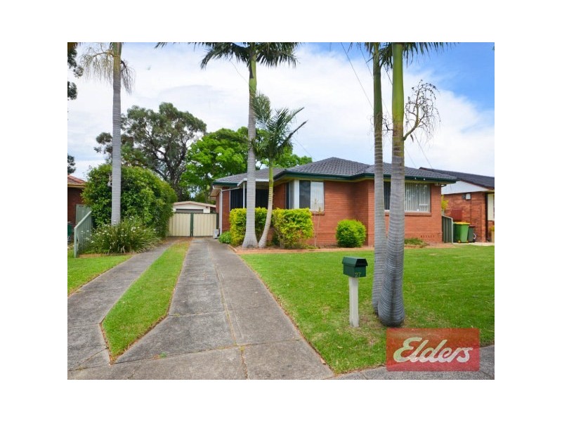 27 Vianney Crescent, Toongabbie NSW 2146
