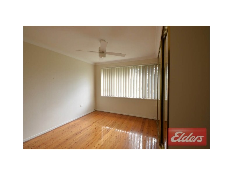 27 Vianney Crescent, Toongabbie NSW 2146