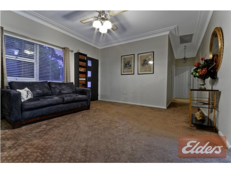 3 Chalmers Crescent, Old Toongabbie NSW 2146