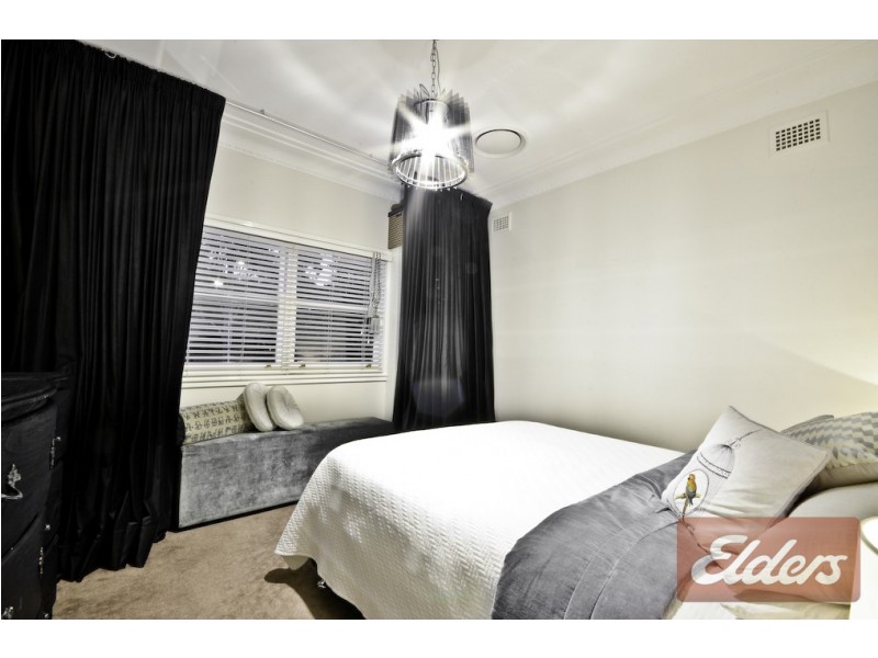 3 Chalmers Crescent, Old Toongabbie NSW 2146