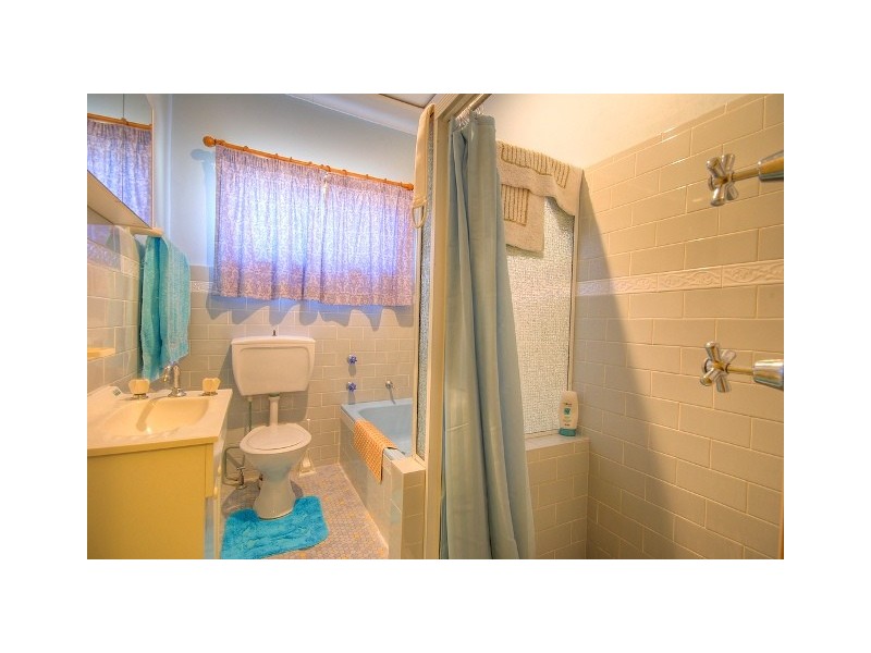 35 Lennox Street, Old Toongabbie NSW 2146